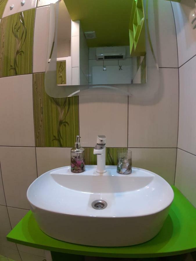 Studio Apartman F&L Makarska Luaran gambar